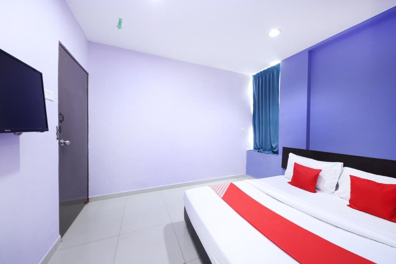 Oyo 90235 Hotel Inap Sri Gombak Batu Caves Екстериор снимка